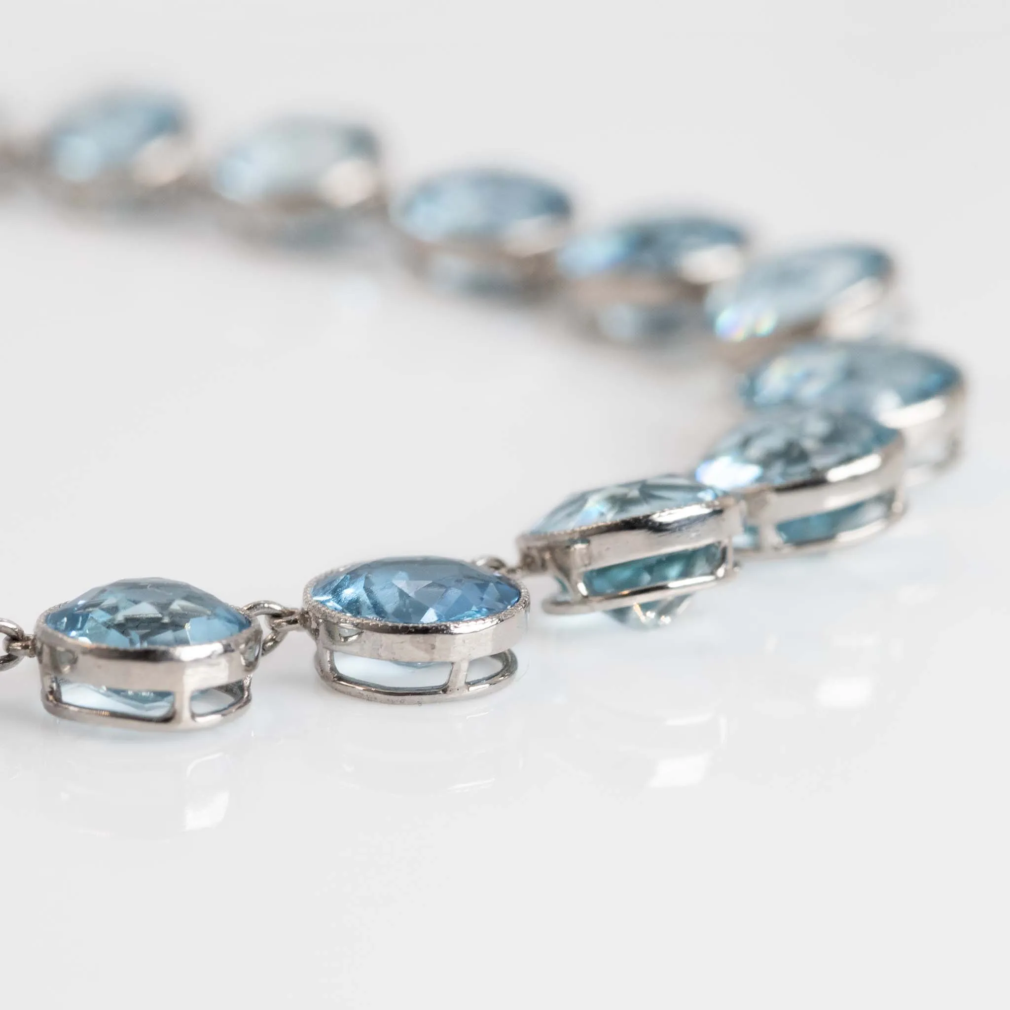 Edwardian Platinum 38 carat Aquamarine Rivière Necklace