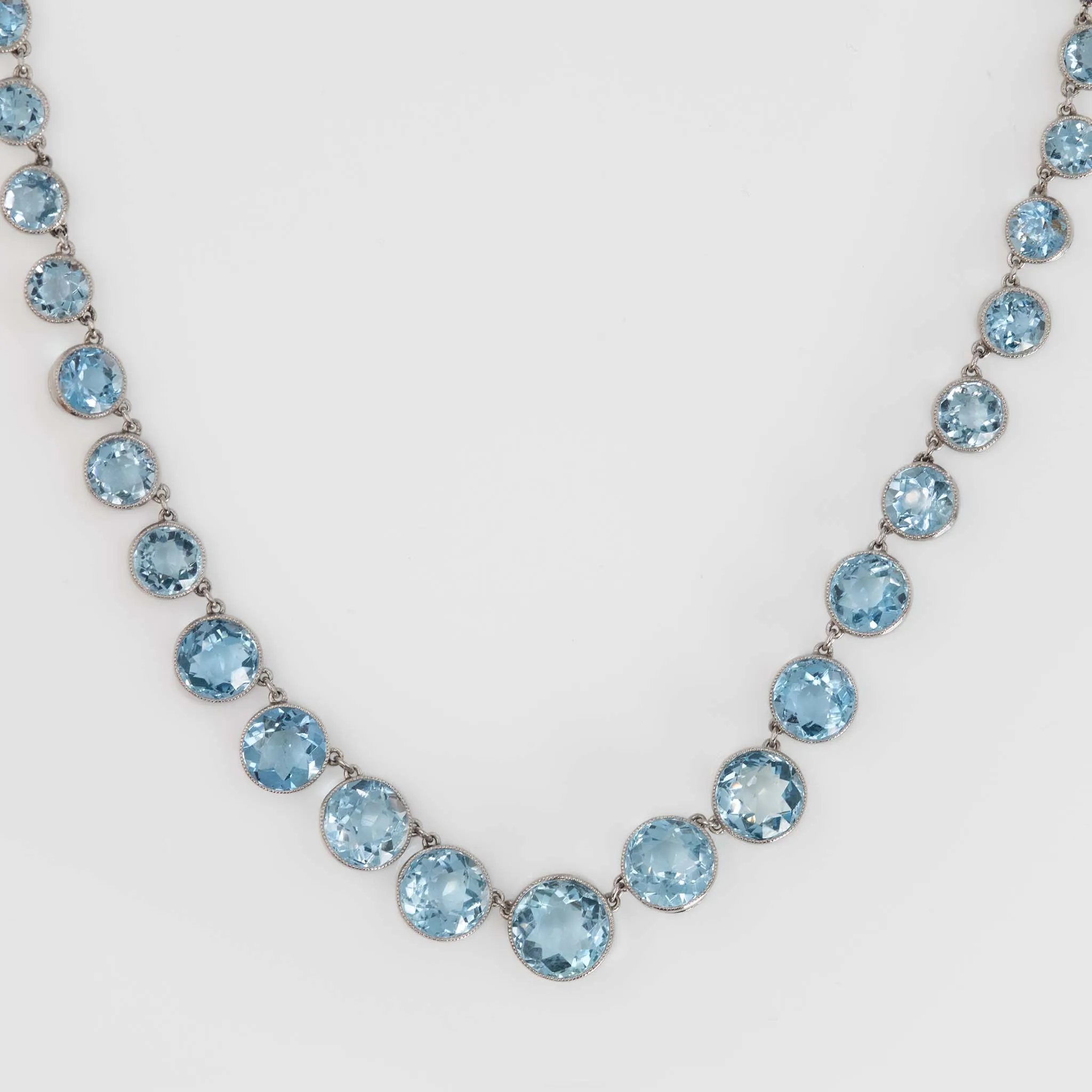 Edwardian Platinum 38 carat Aquamarine Rivière Necklace