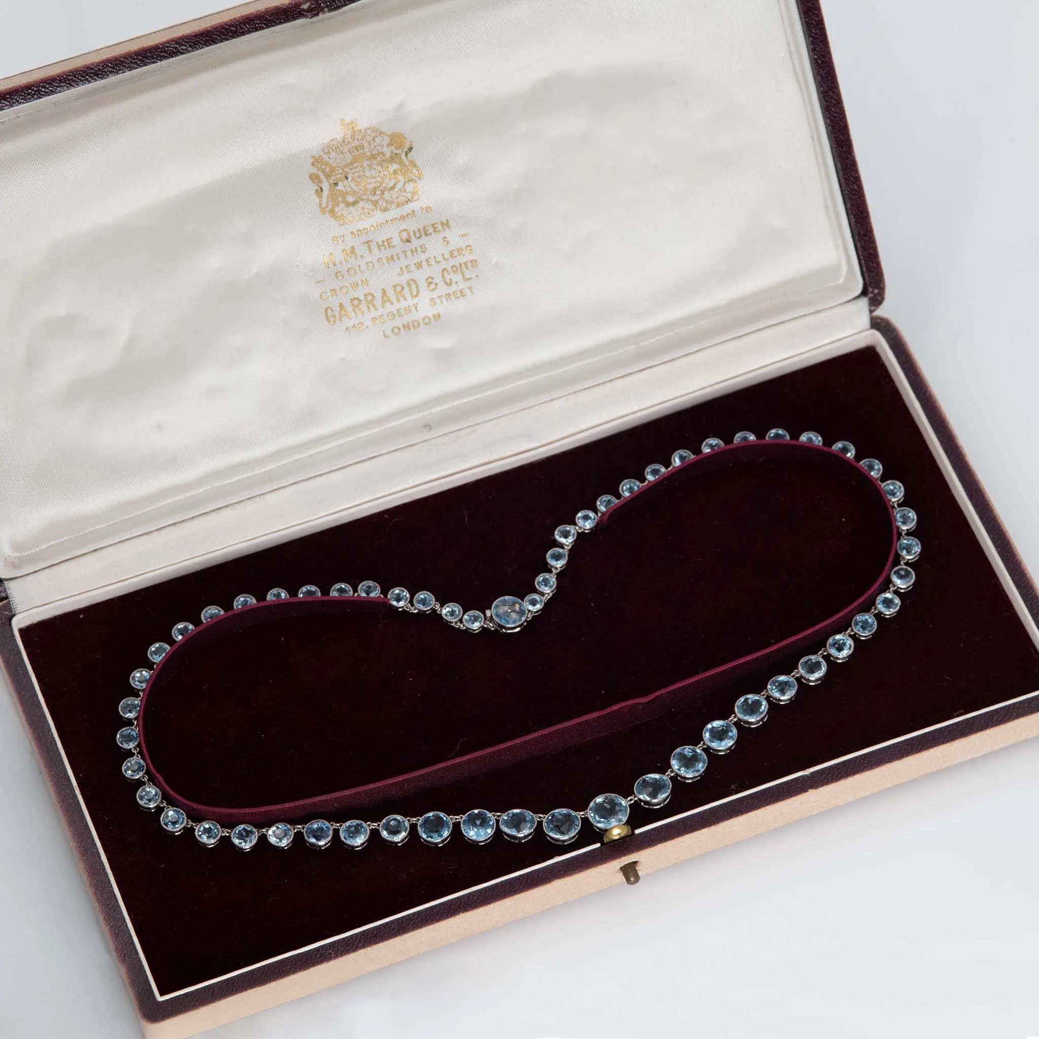 Edwardian Platinum 38 carat Aquamarine Rivière Necklace