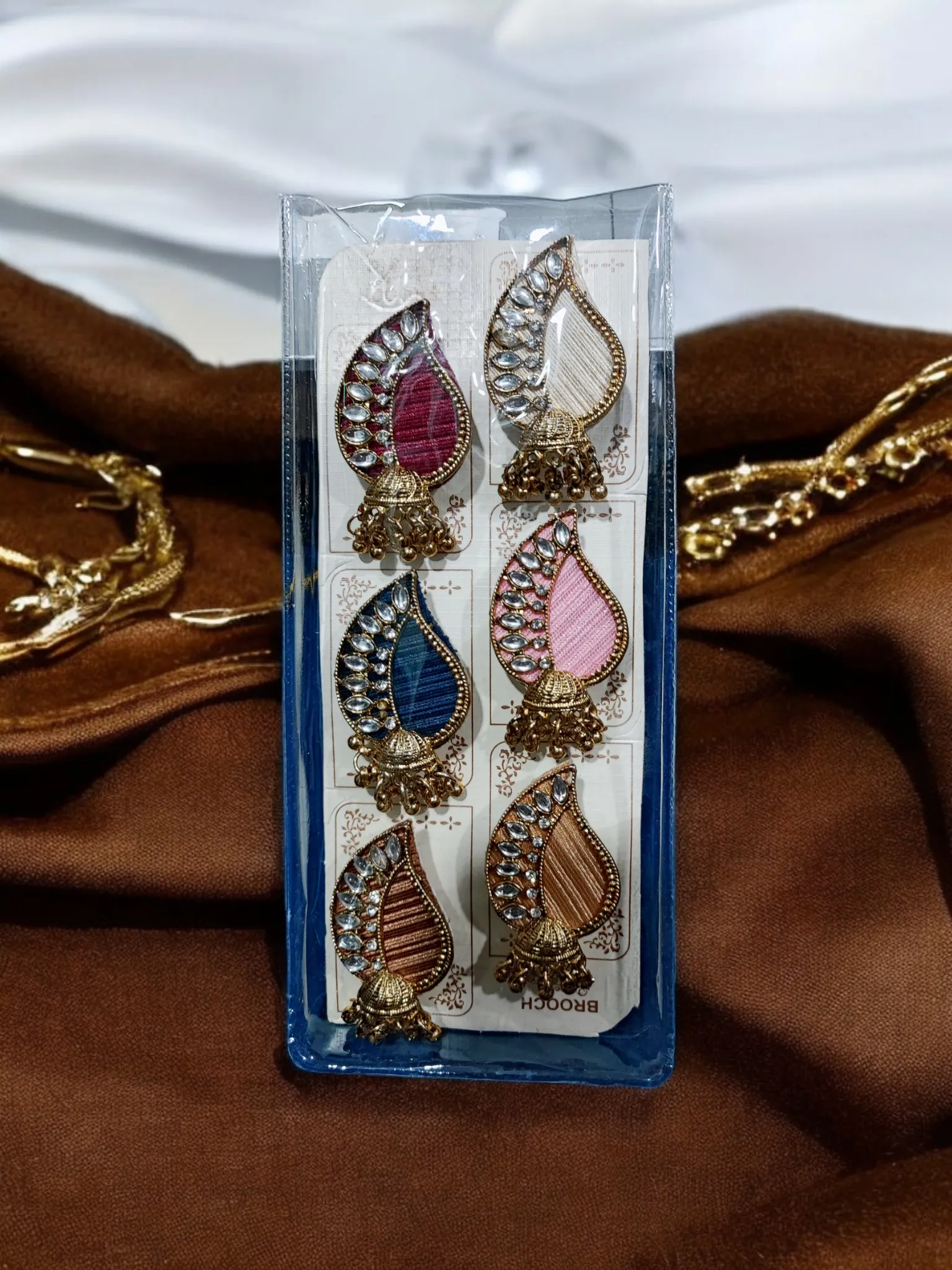 Pearlfect Saree Brooches 3