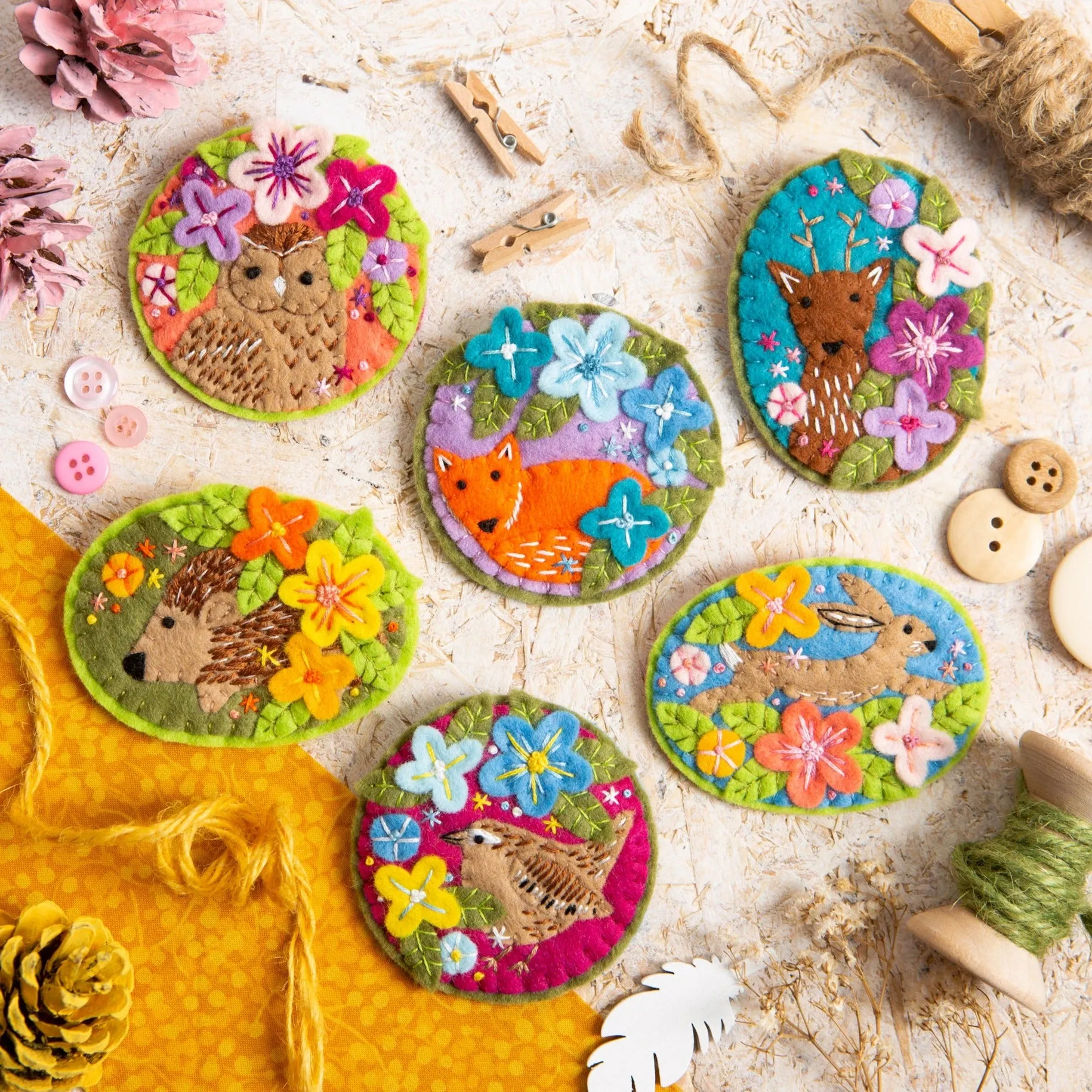 Tawny Owl Felt Craft Brooch Kit